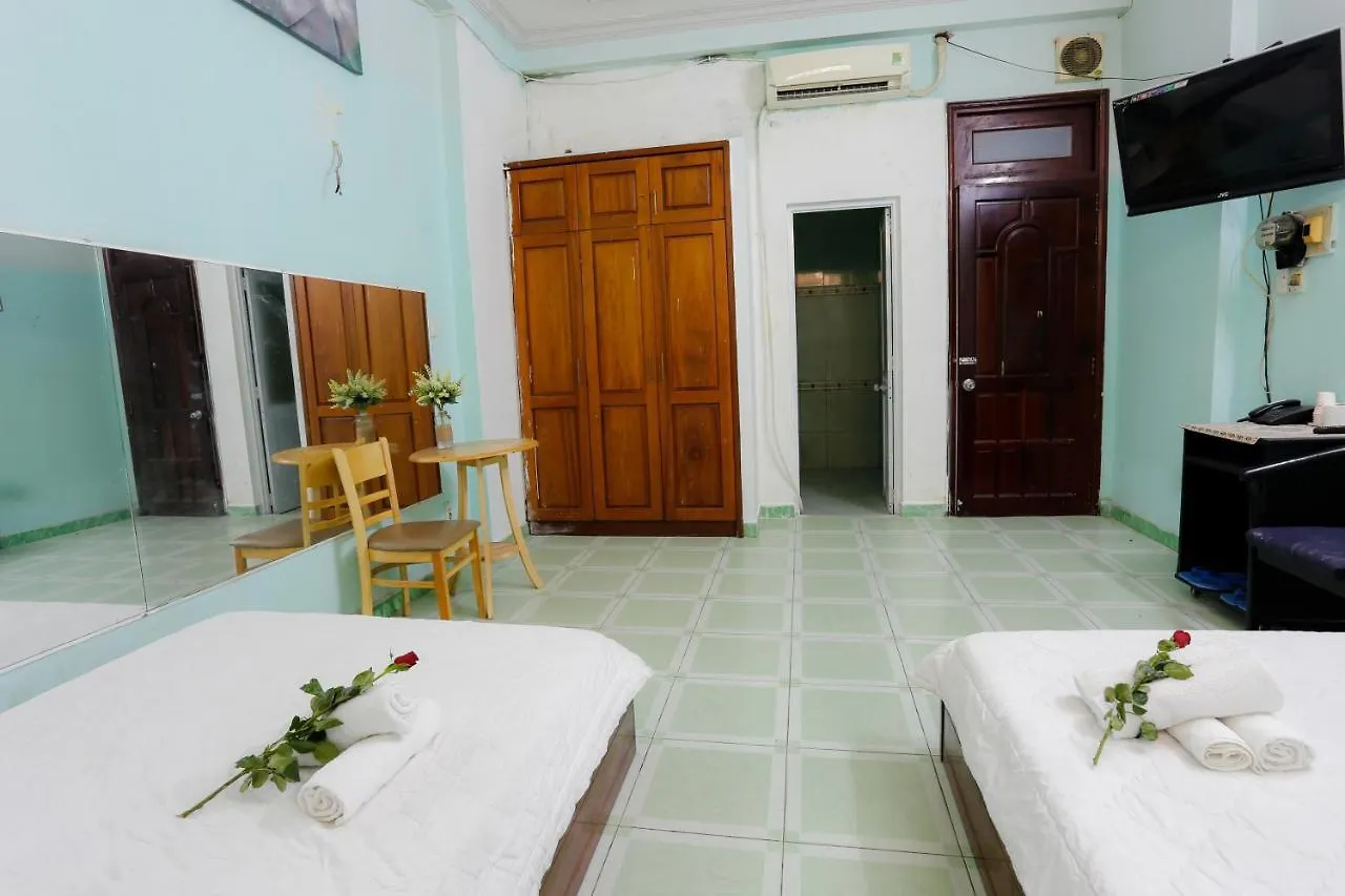 Oyo 1140 Hong Luc Hotel Ho Chi Minh City