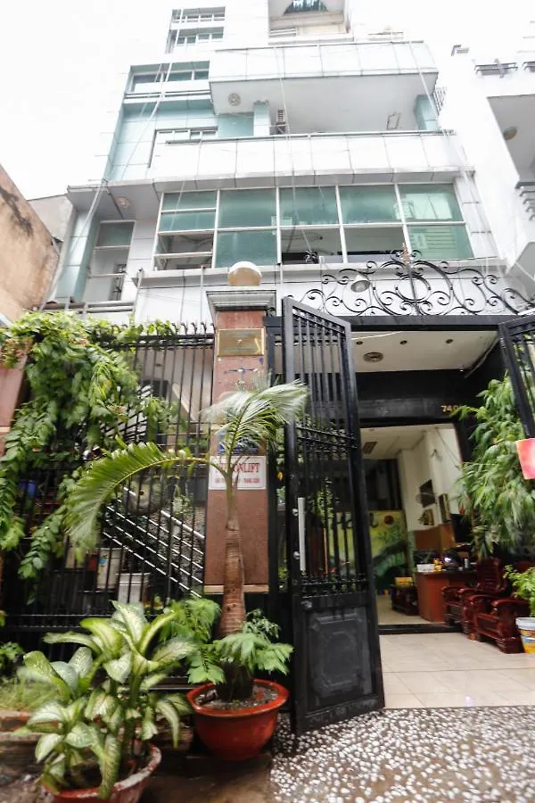 Oyo 1140 Hong Luc Hotel Ho Chi Minh City 2*,