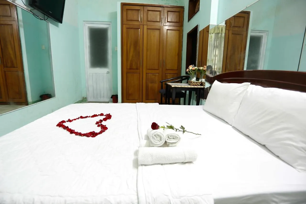 Oyo 1140 Hong Luc Hotel Ho Chi Minh City